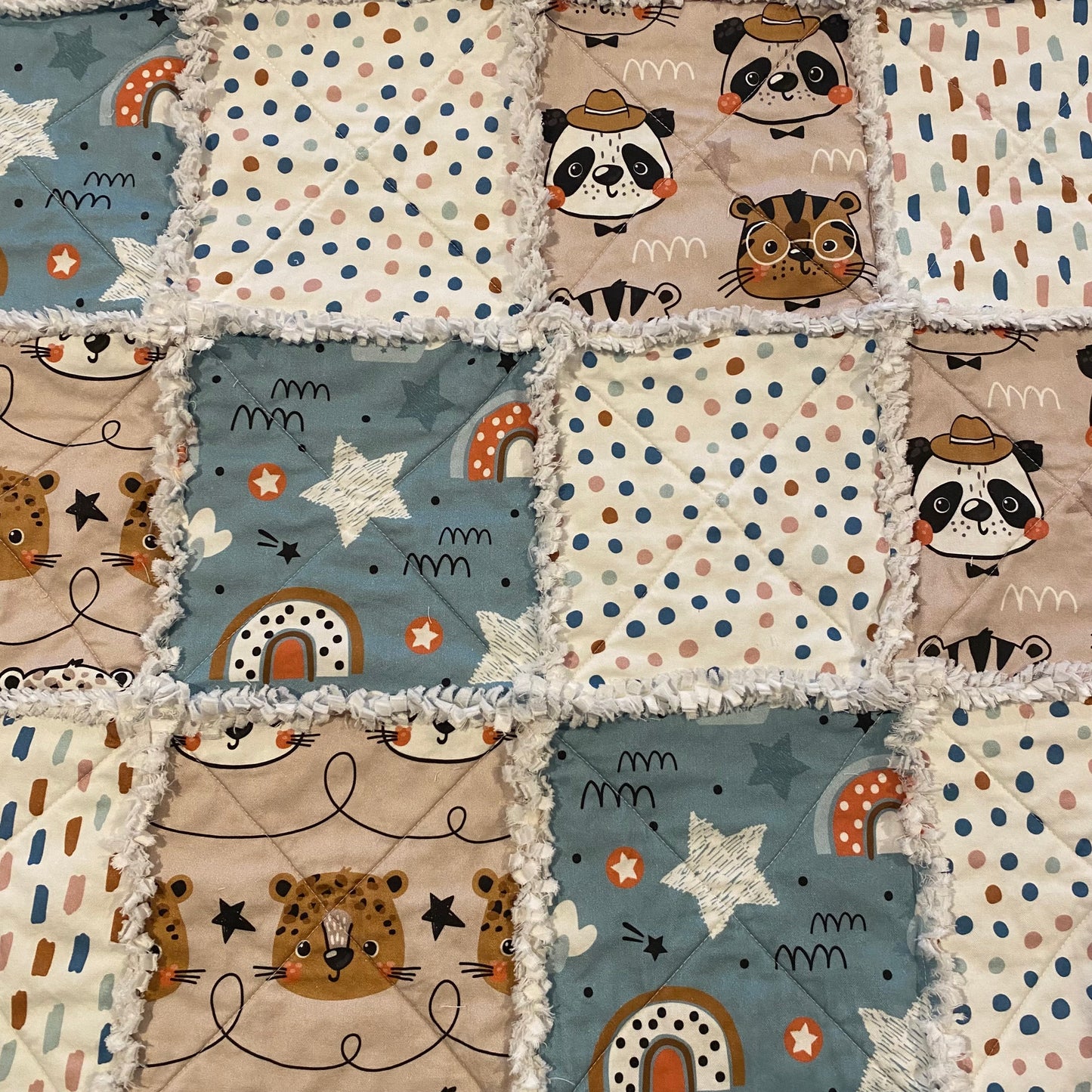 Ragged Quilt - Pandas/Tigers - single sided