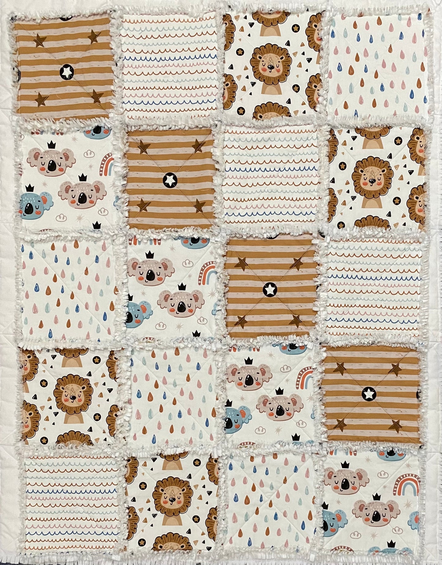 Ragged Quilt - Koala/Lion/raindrops - single sided