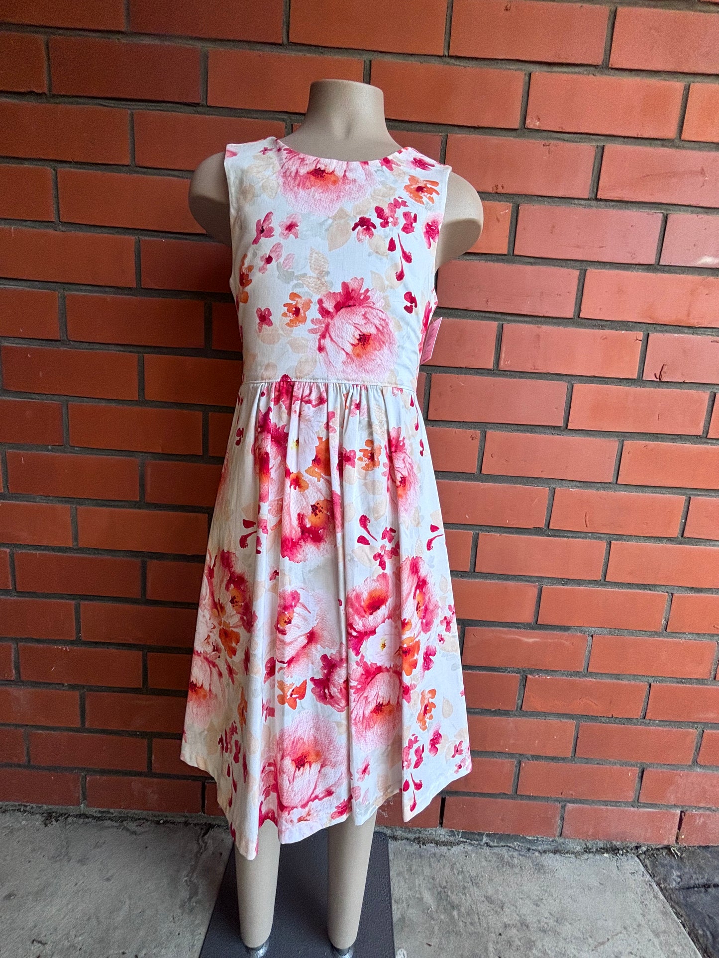 Coral watercolour flowers on pale mint size 10 dress