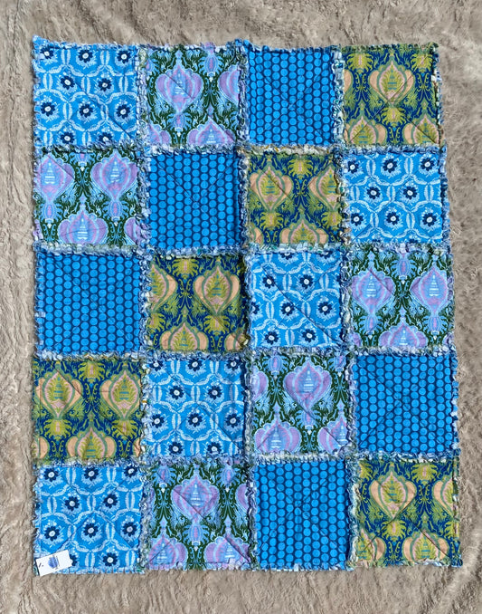 Ragged Quilt - Vibrant Blues