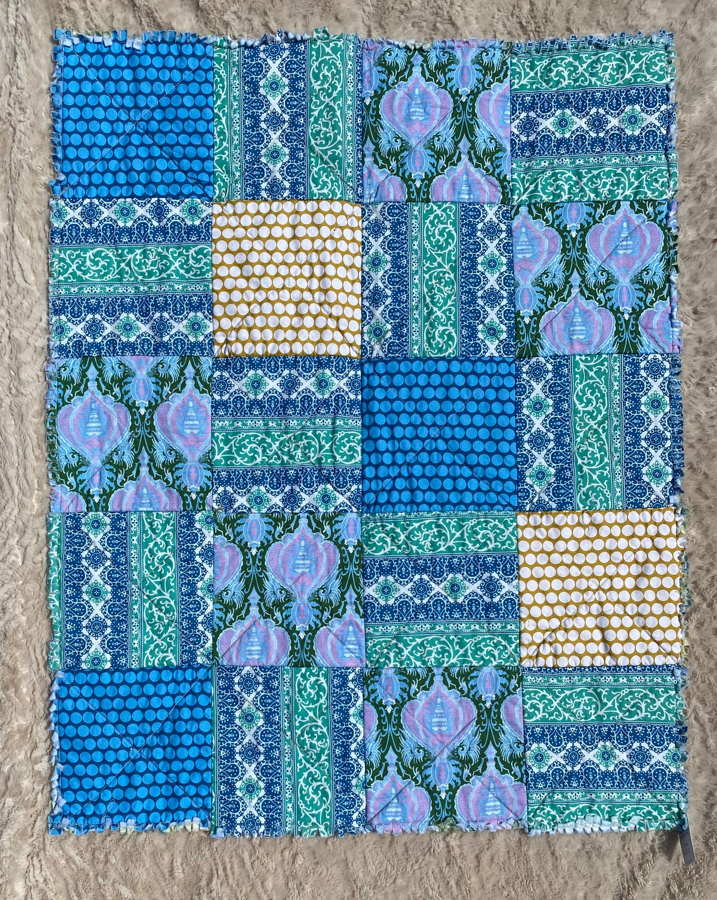 Ragged Quilt - Vibrant Blues