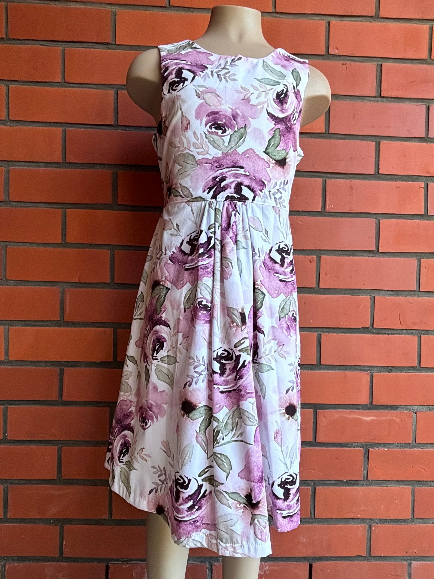 Purple watercolour floral size 10 dress